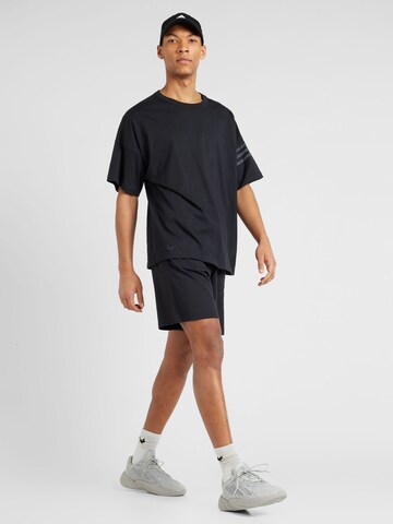 ADIDAS ORIGINALS - Camisa 'Street Neuclassics' em preto