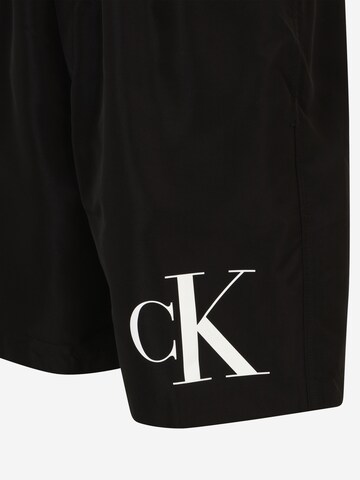 Calvin Klein Swimwear - Calções de banho em preto