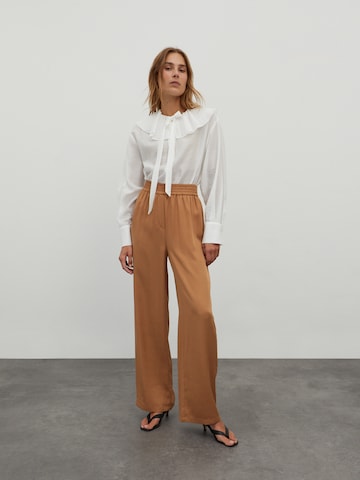 EDITED Wide leg Broek 'Franka' in Bruin