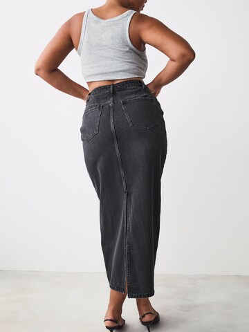 Next Skirt in Black