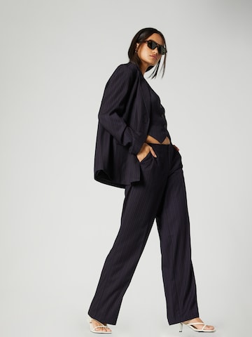 Bella x ABOUT YOU Regular Trousers 'Svenja' in Blue