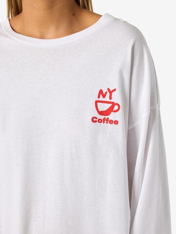 Maglietta 'NMIDA' di Noisy may in bianco