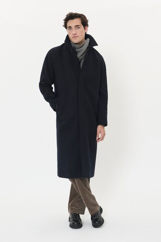 Matinique Winter jacket 'MAElijah 73' in Blue: front