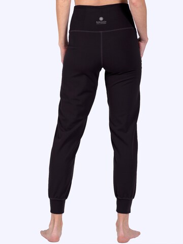 Magadi Regular Sporthose 'Mia' in Schwarz