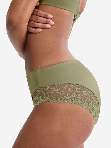TRIUMPH Slip ' Red Label Ladyform Soft ' in Groen