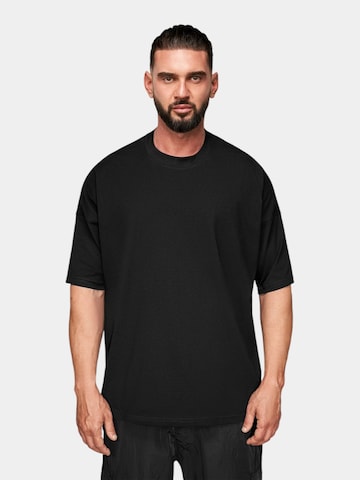 Maglietta 'Silent Form T-Shirt - T17847' di Made By Society in nero: frontale