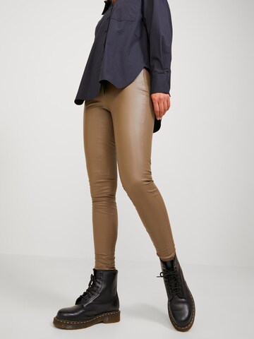 Skinny Leggings 'Megan' di JJXX in marrone