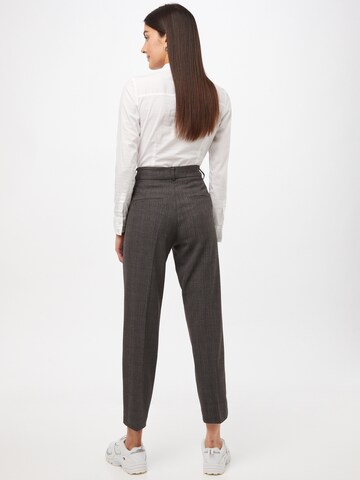 SELECTED FEMME Regular Pantalon 'Ria' in Grijs