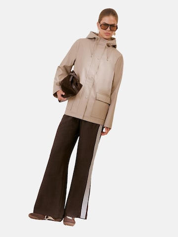 Friends Like These - Chaqueta de entretiempo en gris: frente