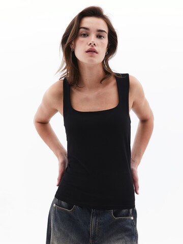 OXXO Top in Zwart