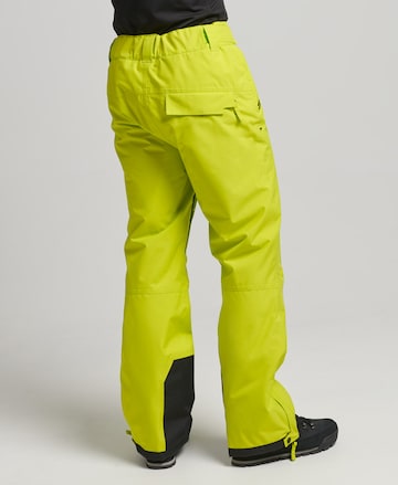 Superdry Snow Regular Sporthose 'Snow Ultra' in Gelb