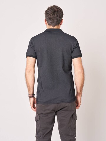 Deeluxe Shirt in Schwarz