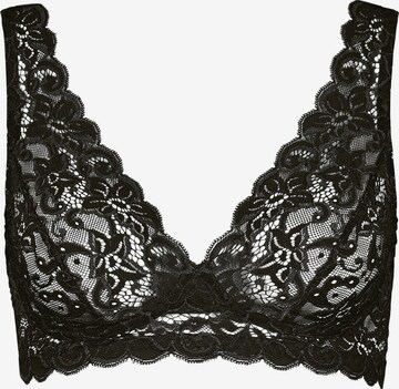 Hanro Triangle Bra ' Moments ' in Black: front