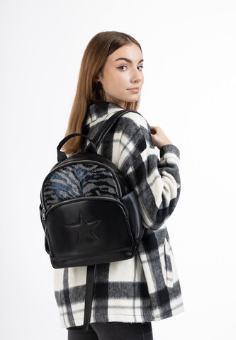 myMo ROCKS Backpack 'Rovic' in Black: front