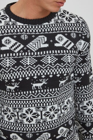 11 Project - Pullover 'UWE' em azul