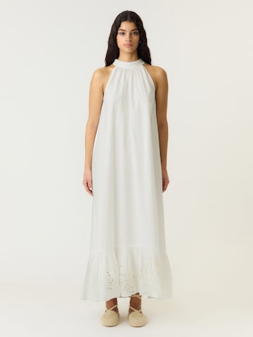 Robe YAS en blanc : devant