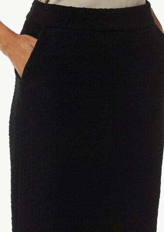 COMMA Skirt in Black