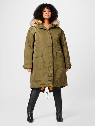 River Island Plus Winter Parka in Green: front
