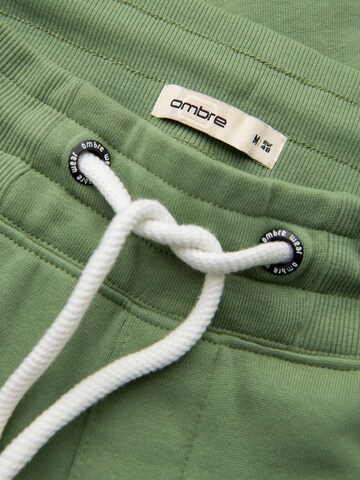 Ombre Tapered Trousers in Green