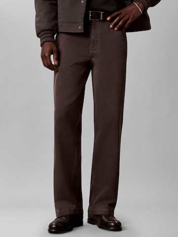 Regular Pantalon chino Calvin Klein Jeans en marron : devant