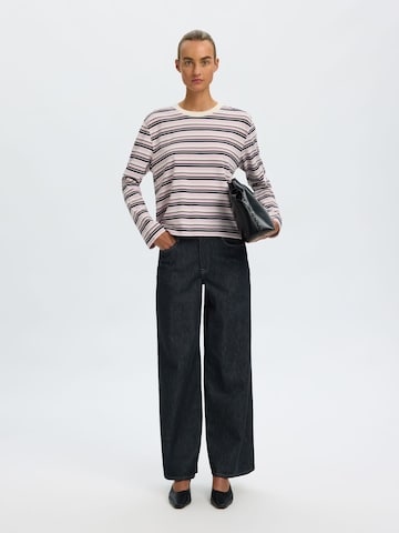 SELECTED - Camiseta 'SLFEssential' en rosa