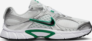 NIKE Sneakers laag 'V5 RNR' in Wit: voorkant