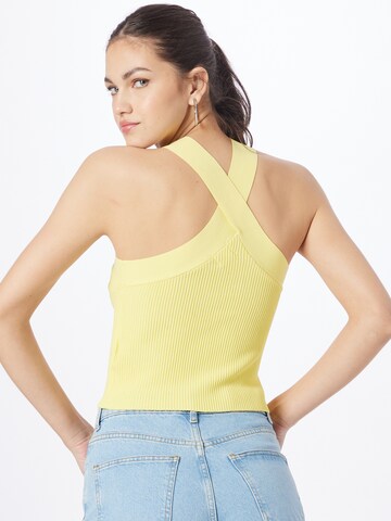 Top in maglia 'HALTER' di Cotton On in giallo