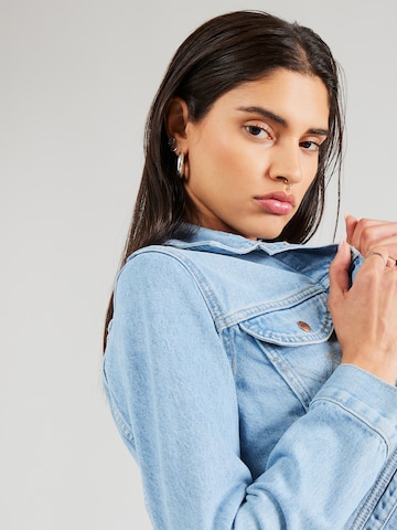 WRANGLER Tussenjas in Blauw