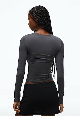 Bershka Póló - szürke