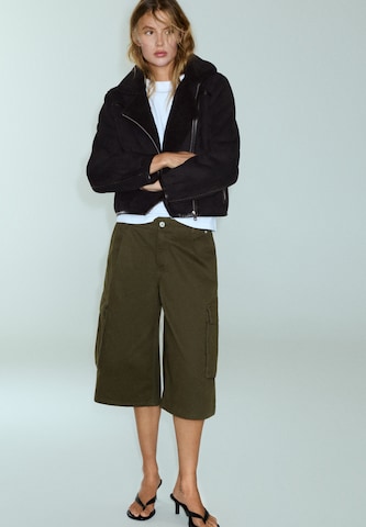 Pull&Bear Prehodna jakna | črna barva