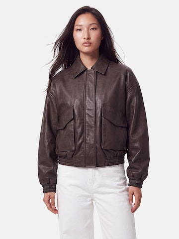 PIECES Between-Season Jacket 'PCARIANA' in Brown: front