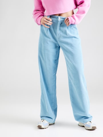 Wide leg Pantaloni cutați 'CELLY' de la Stella Nova pe albastru: față