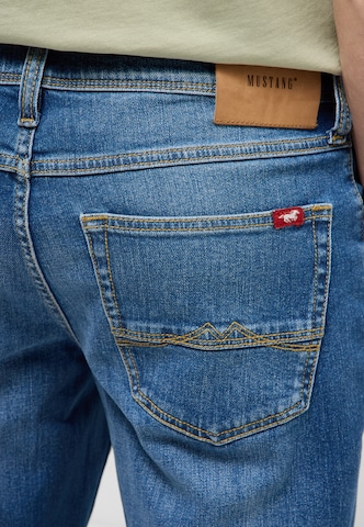 MUSTANG Regular Jeans in Blau