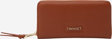 Twinset Wallet in Brown: front