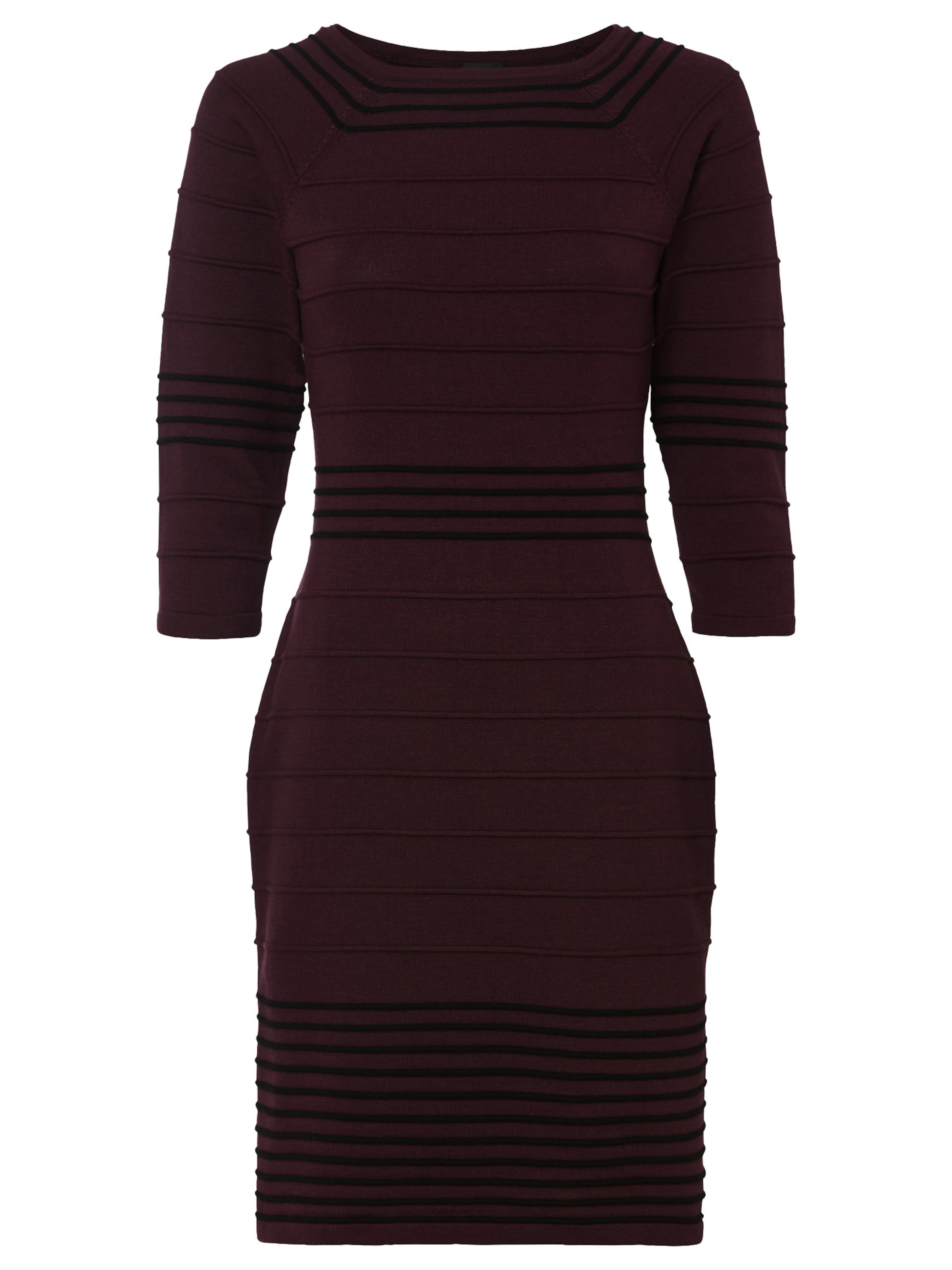 bonprix Knitted dress in Red: front