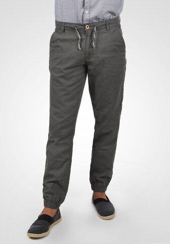 BLEND Tapered Trousers 'Lennik' in Grey: front