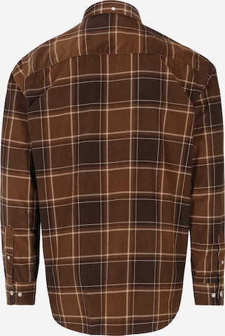 Jack & Jones Plus - Ajuste confortable Camisa 'BROOK' en marrón