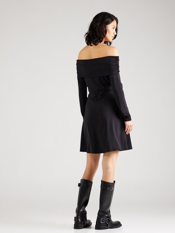 Robe 'Fenna' ABOUT YOU en noir