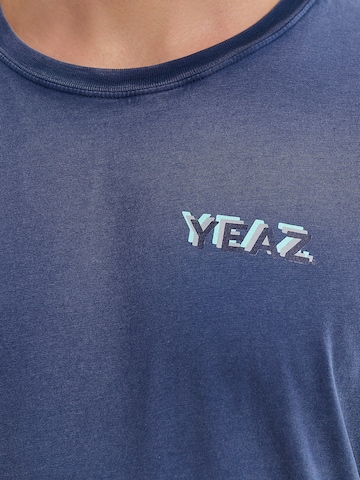 Maglietta 'Chawlay' di YEAZ in blu