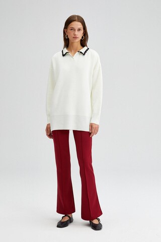 Touche Prive Pullover in Beige