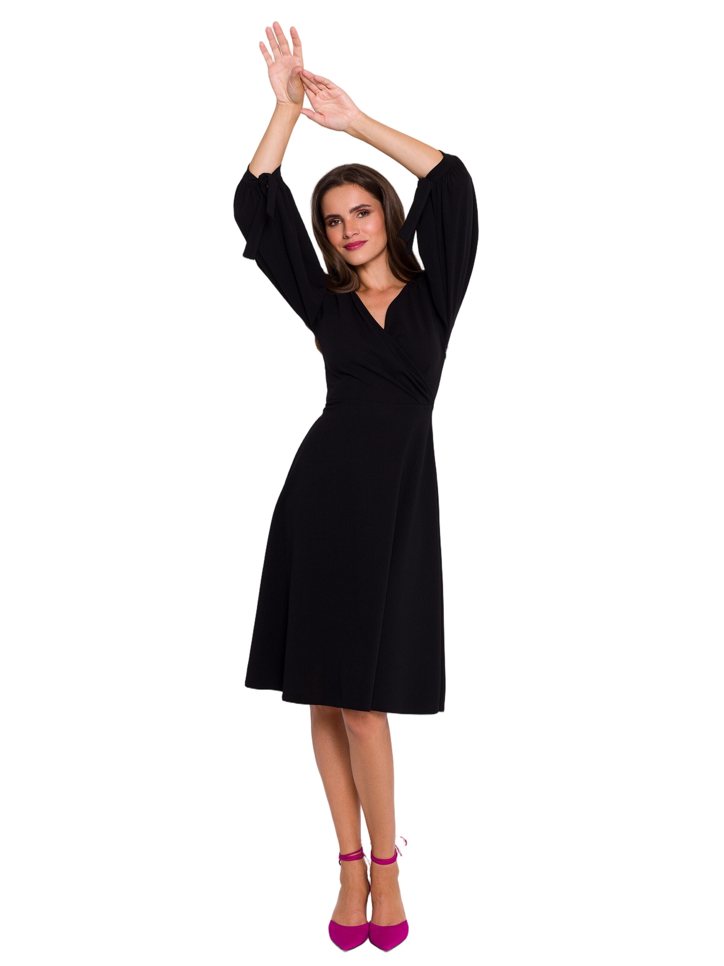 Rochie de la Stylove pe negru