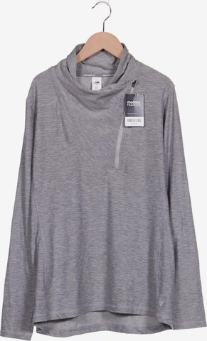 new balance Top & Shirt in L in Grey: front