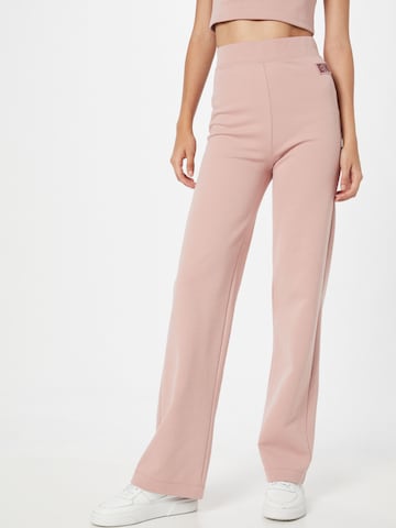 Calvin Klein Jeans Loosefit Kalhoty 'MILANO' – pink: přední strana