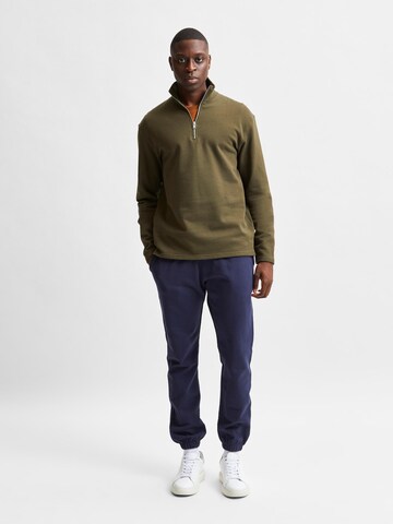 SELECTED HOMME Sweatshirt in Grün