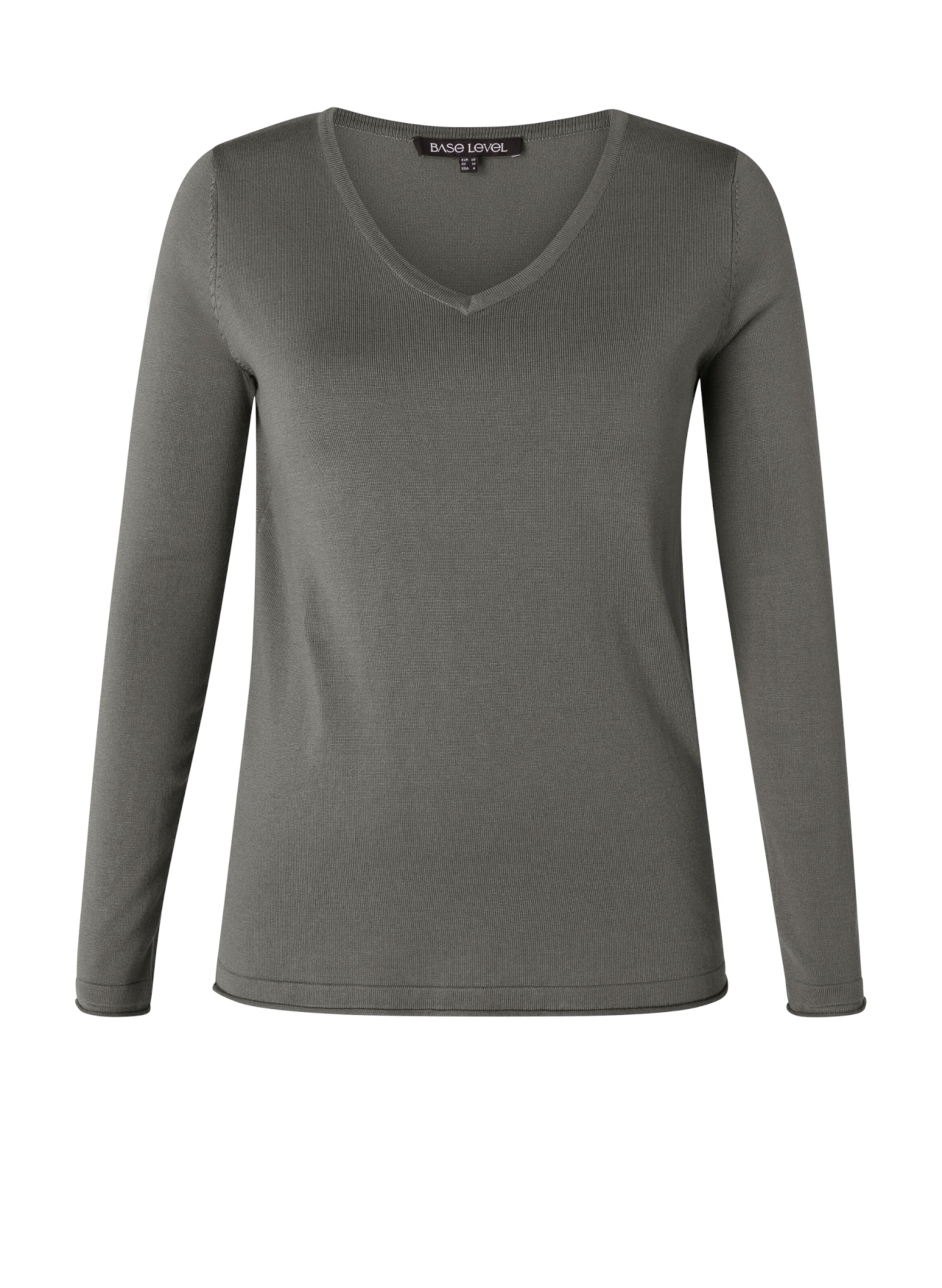 BASE LEVEL CURVY Pullover in Grau: Vorderseite