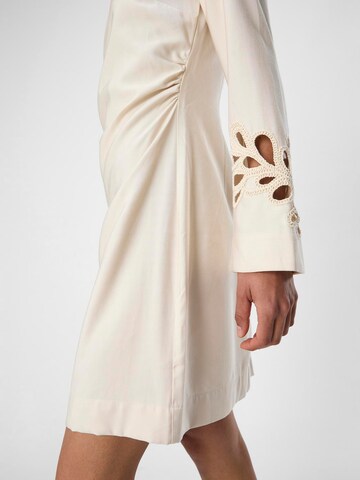 Robe 'MAIKEN' OBJECT en beige