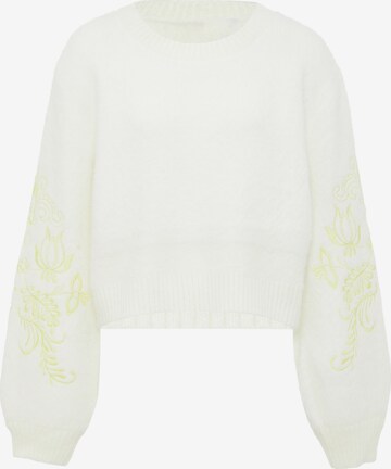 Poomi Sweater in White: front