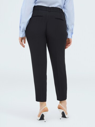Fiorella Rubino Regular Hose‌‌‌‌‌‌ in Schwarz