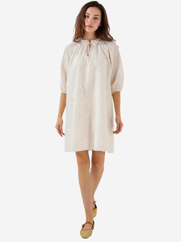 Abito di Bigdart in bianco