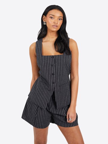 Loosefit Pantaloni con pieghe di BRAVE SOUL in nero